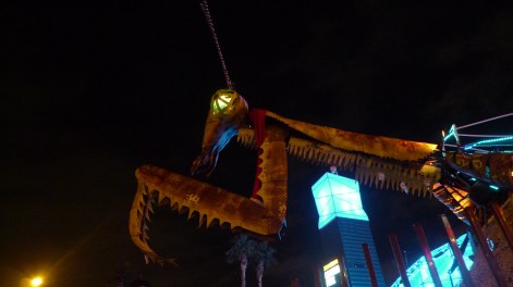 lv nv downtown praying mantis